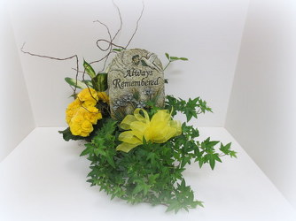 Always Remembered Planter from Lesher's Flowers, local St. Louis Florist since 1973