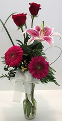 Simple Elegance from Lesher's Flowers, local St. Louis Florist since 1973